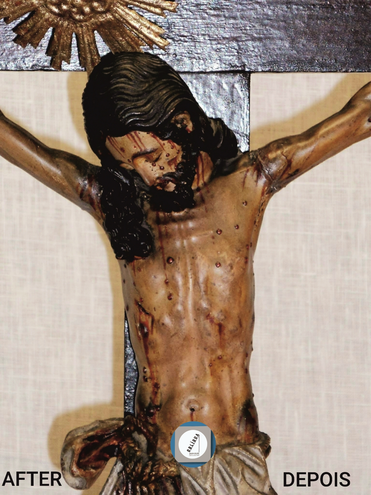 crucifixo em pau-santo com cristo policromado1.8A.jpg